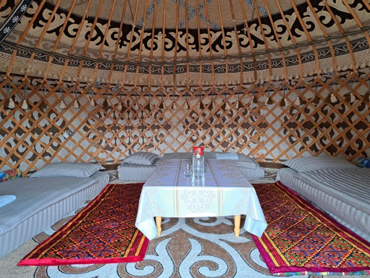Agat Yurt Camp Bed and Breakfast Kaji-Say Εξωτερικό φωτογραφία