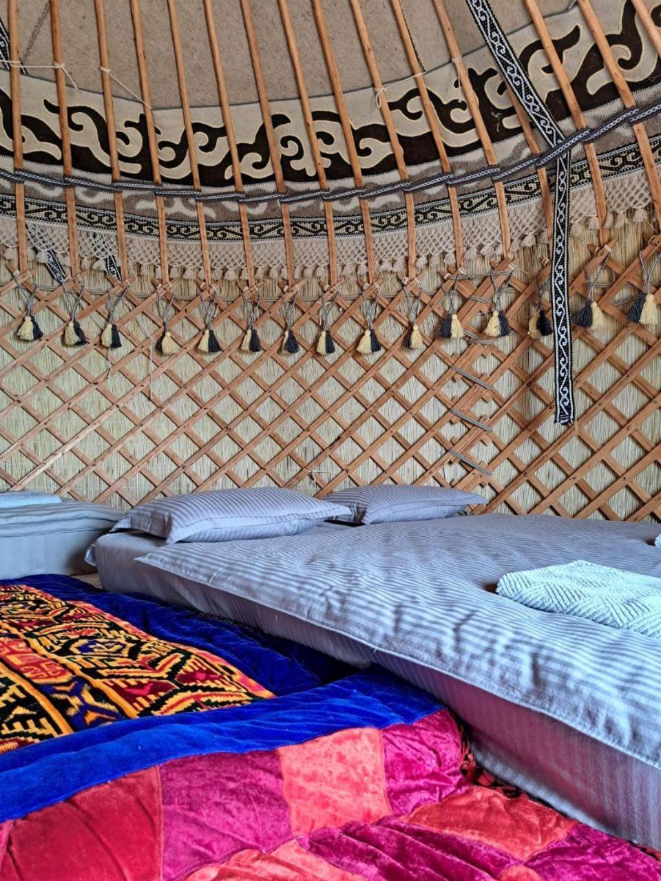 Agat Yurt Camp Bed and Breakfast Kaji-Say Εξωτερικό φωτογραφία