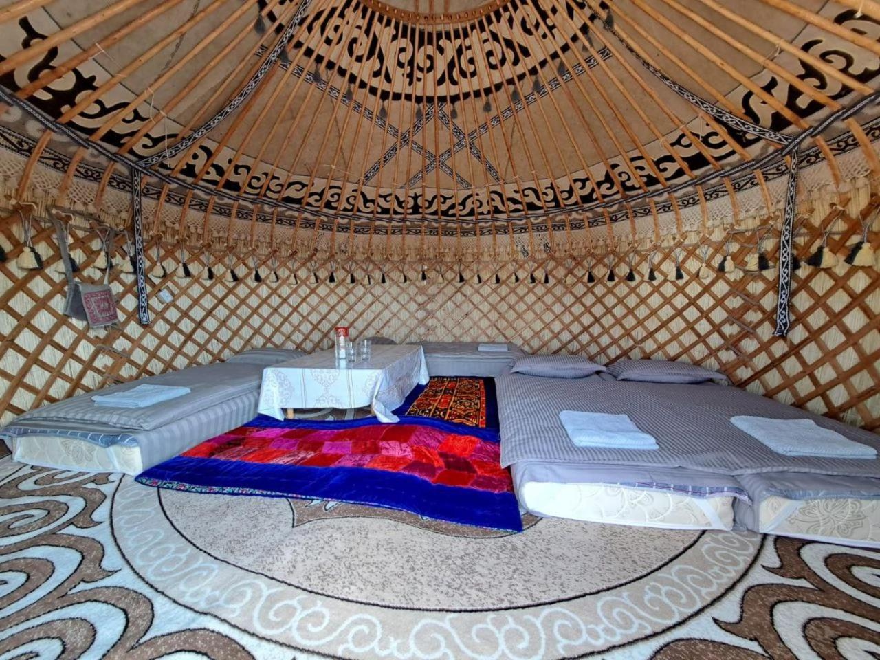 Agat Yurt Camp Bed and Breakfast Kaji-Say Εξωτερικό φωτογραφία